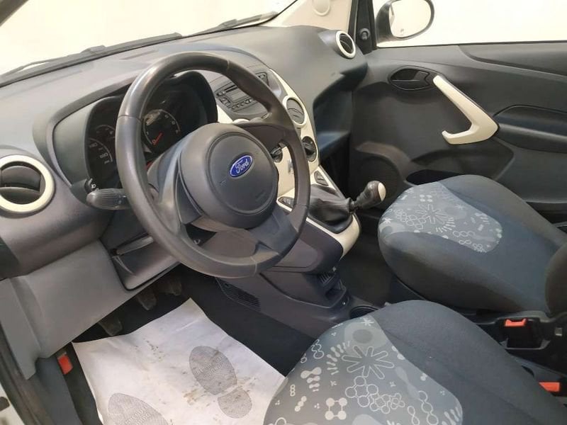 
								Ford Ka 1.2 + s/esp, tcs 69cv E5 full									