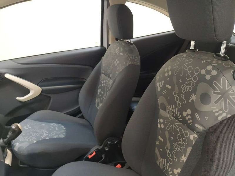
								Ford Ka 1.2 + s/esp, tcs 69cv E5 full									