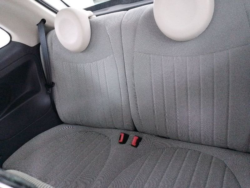 
								FIAT 500 1.2 Lounge 69cv E6 full									