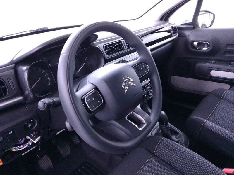 
								Citroën C3 1.2 puretech You! s&s 83cv neopatentati full									