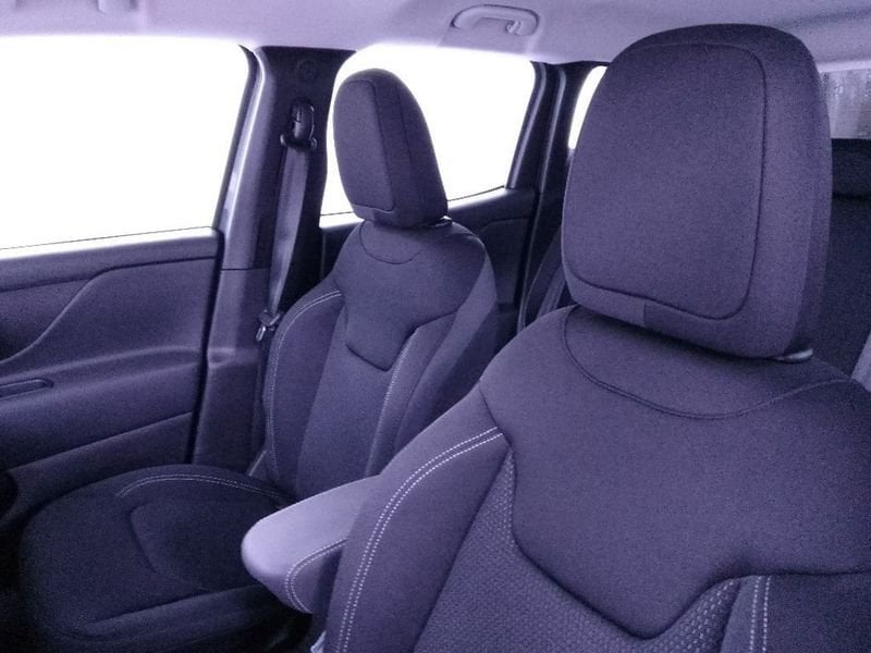 
								Jeep Renegade 1.0 t3 Longitude 2wd full									