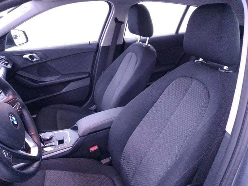 
								BMW Serie 1 118i Business Advantage 136cv auto full									