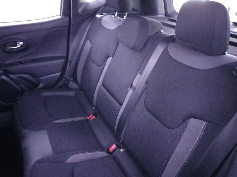 
								Jeep Renegade 1.5 turbo t4 mhev Limited 2wd 130cv dct full									