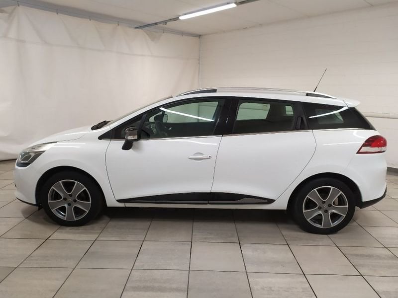 
								Renault Clio Sporter 1.5 dci Costume National 75cv full									