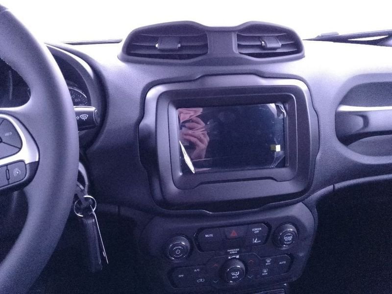 
								Jeep Renegade 1.0 t3 Longitude 2wd full									