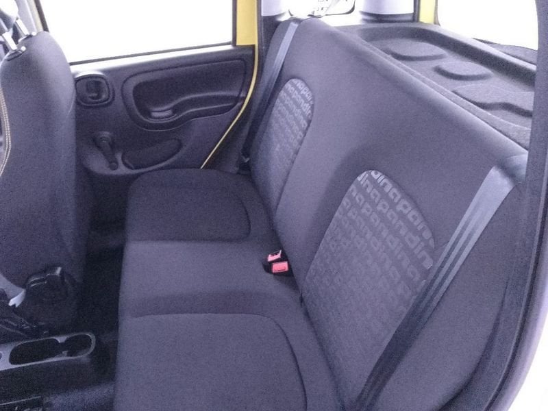 
								FIAT Pandina III 2024 Pandina 1.0 firefly hybrid s e s 70cv full									
