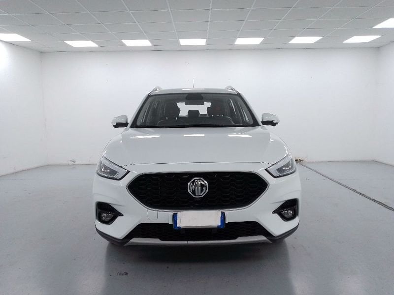 
								MG ZS 1.5 Luxury full									