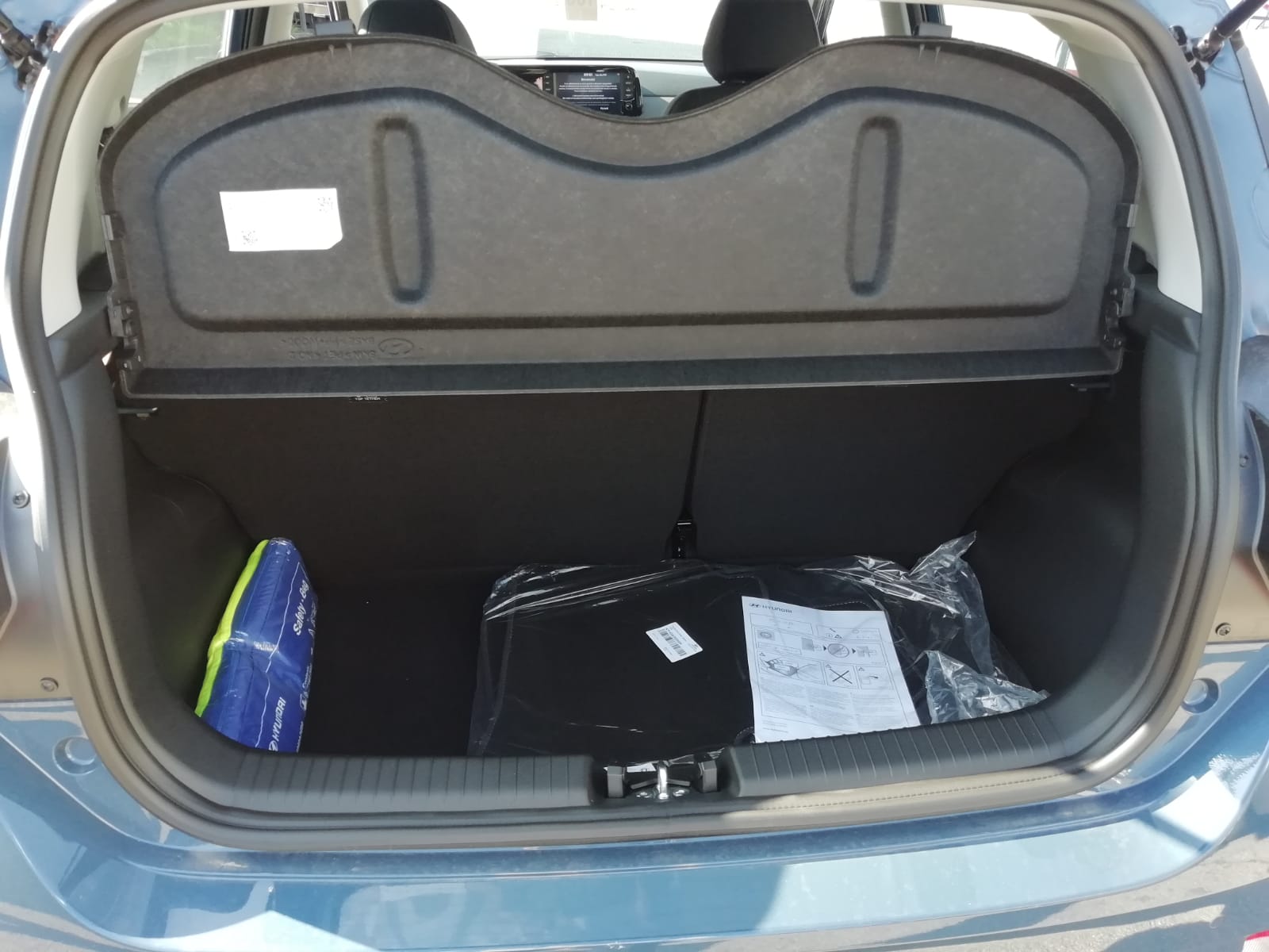 
								Hyundai  i10 1.0 mpi Connectline 63cv KM zero full									