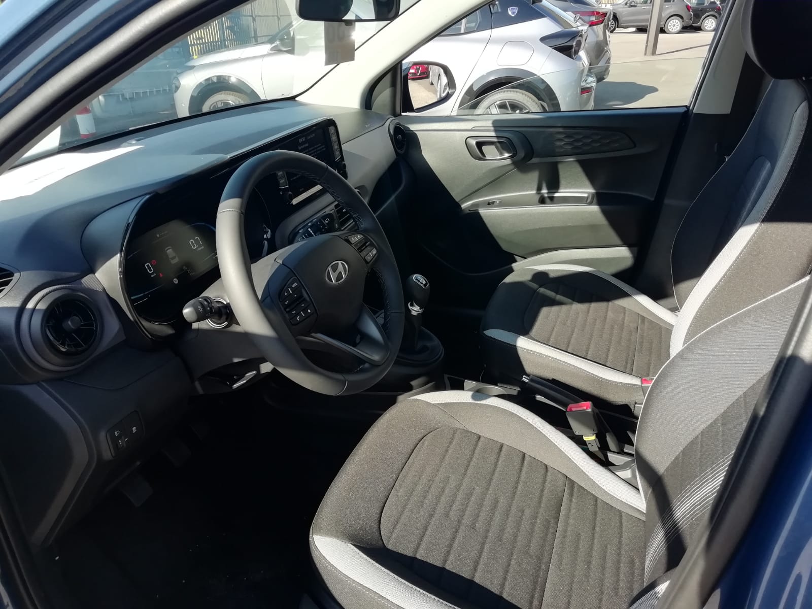 
								Hyundai  i10 1.0 mpi Connectline 63cv KM zero full									