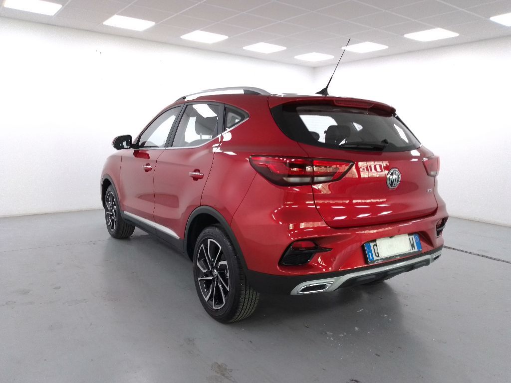 
								MG ZS ZS 1.5 Luxury full									